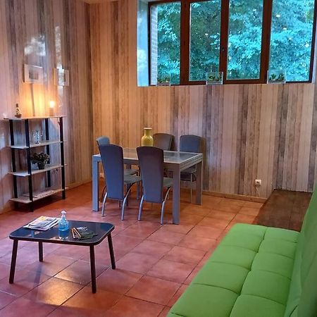 Suite dans le jardin du Château Agonges Extérieur photo